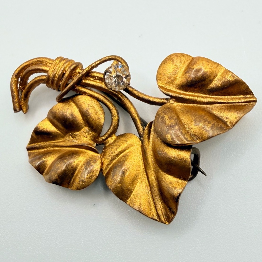 Antique Gold Tone Rhinestone Leaf Brooch